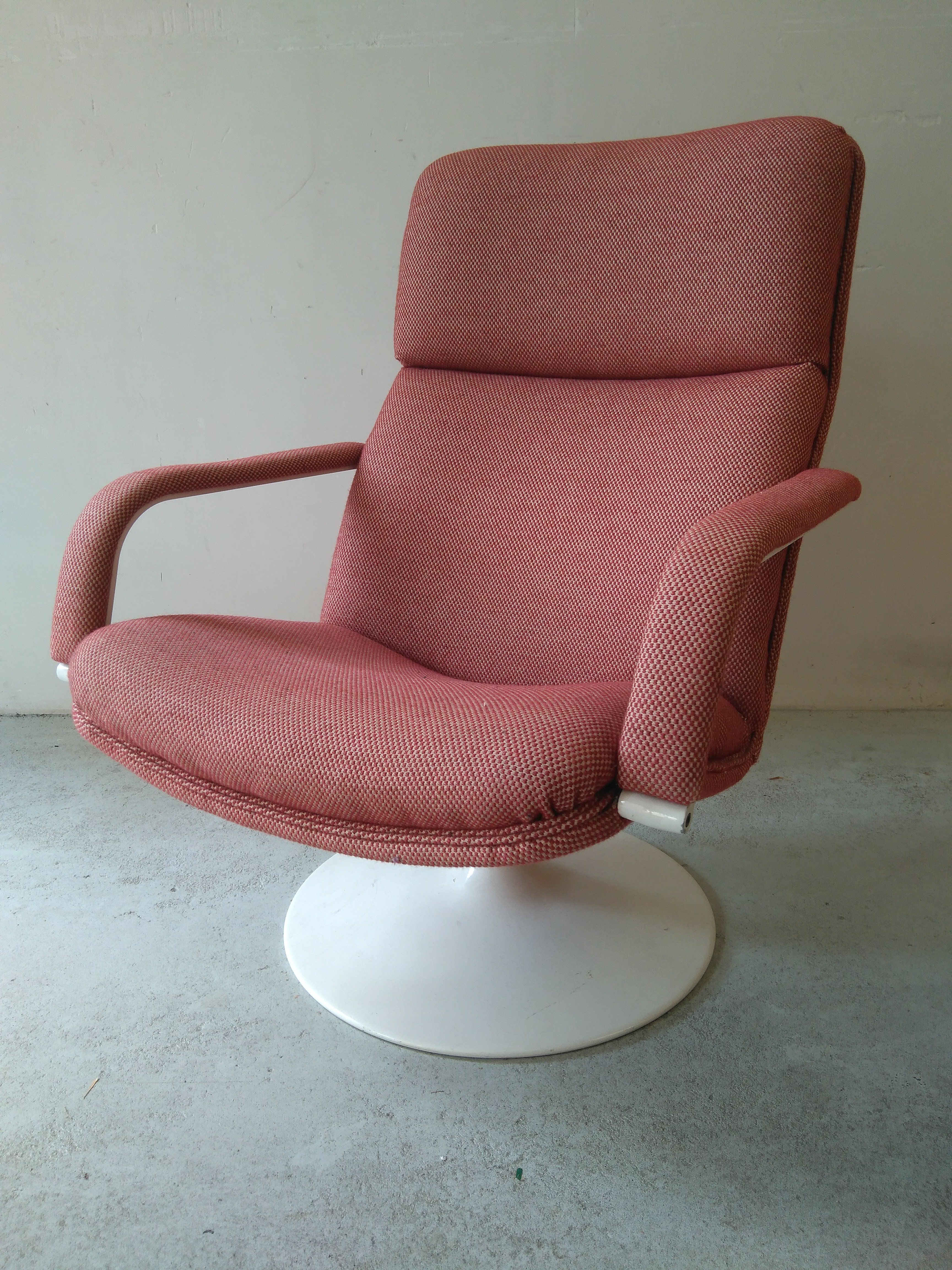 Imperialisme hospita energie El Vinta: Draai fauteuil Artifort model 141 (Meubels, Design, Vintage)